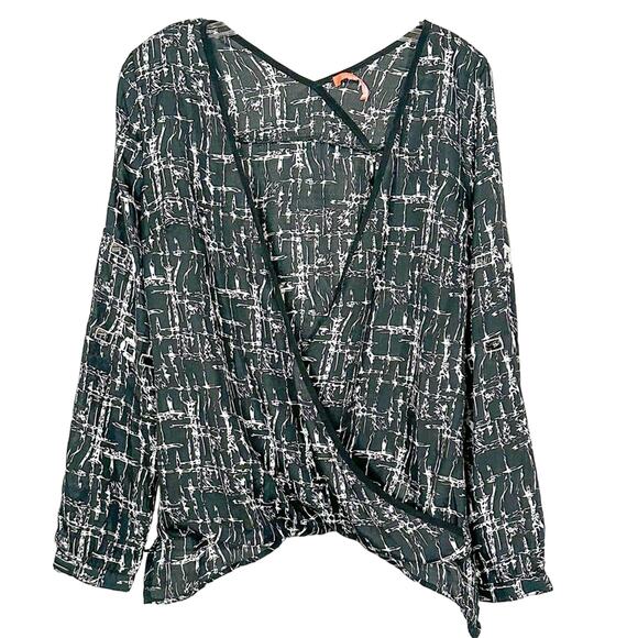 Anthropologie Lulumari Black White Geometric Print Beaded Sleeve Top, Small - Picture 1 of 11
